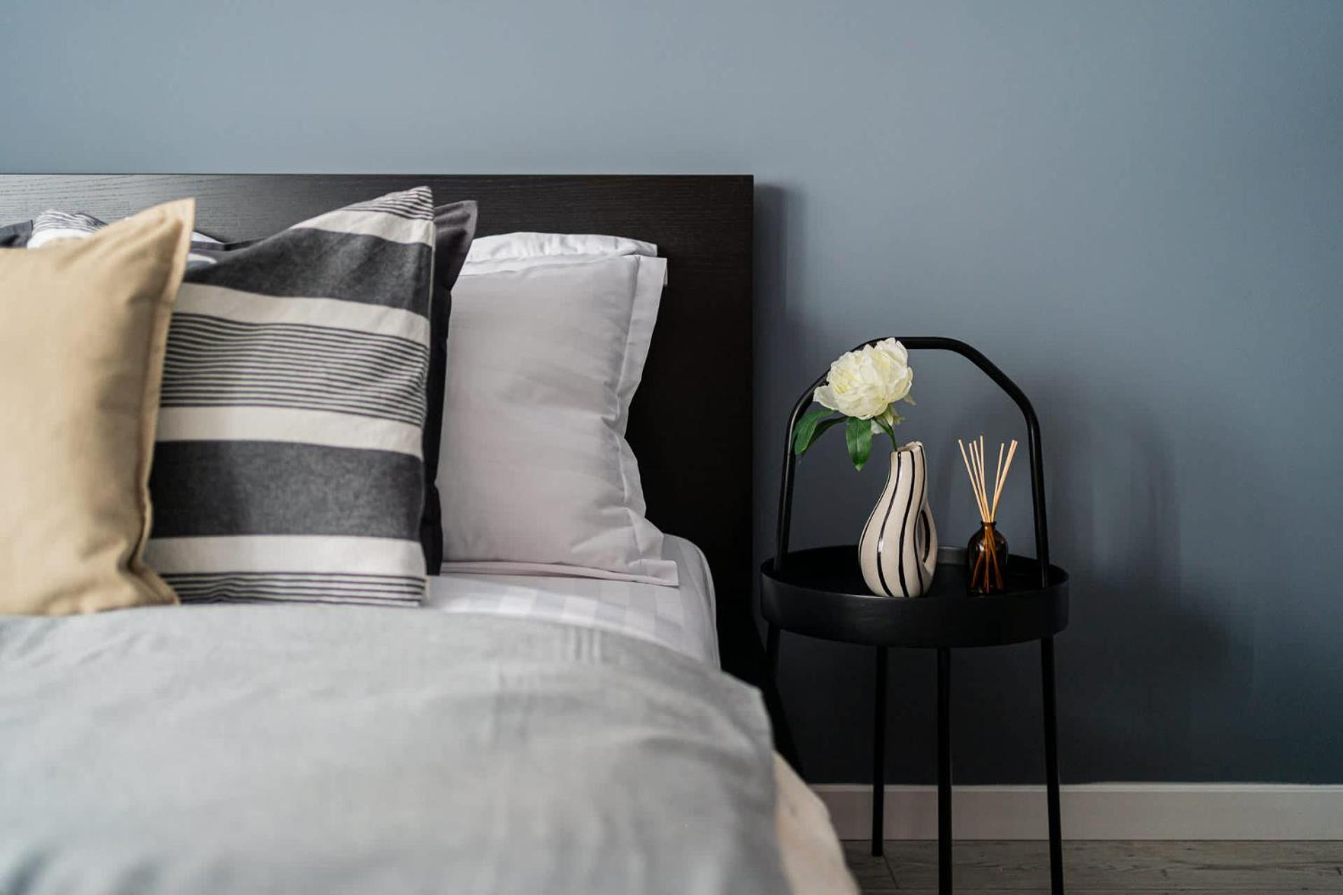 בוקרשט Chic Black & White 2Br Retreat On Dambovitei מראה חיצוני תמונה