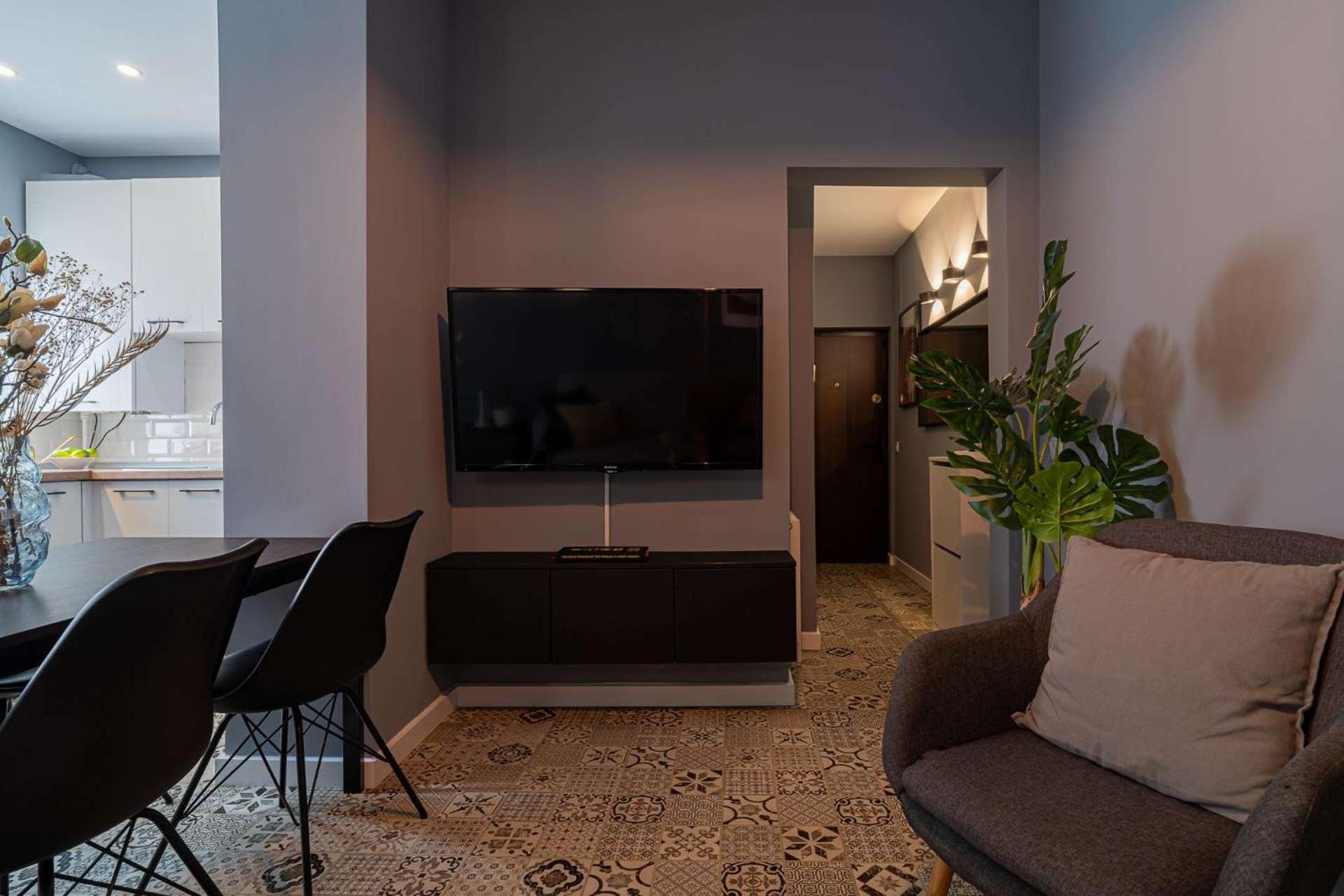 בוקרשט Chic Black & White 2Br Retreat On Dambovitei מראה חיצוני תמונה