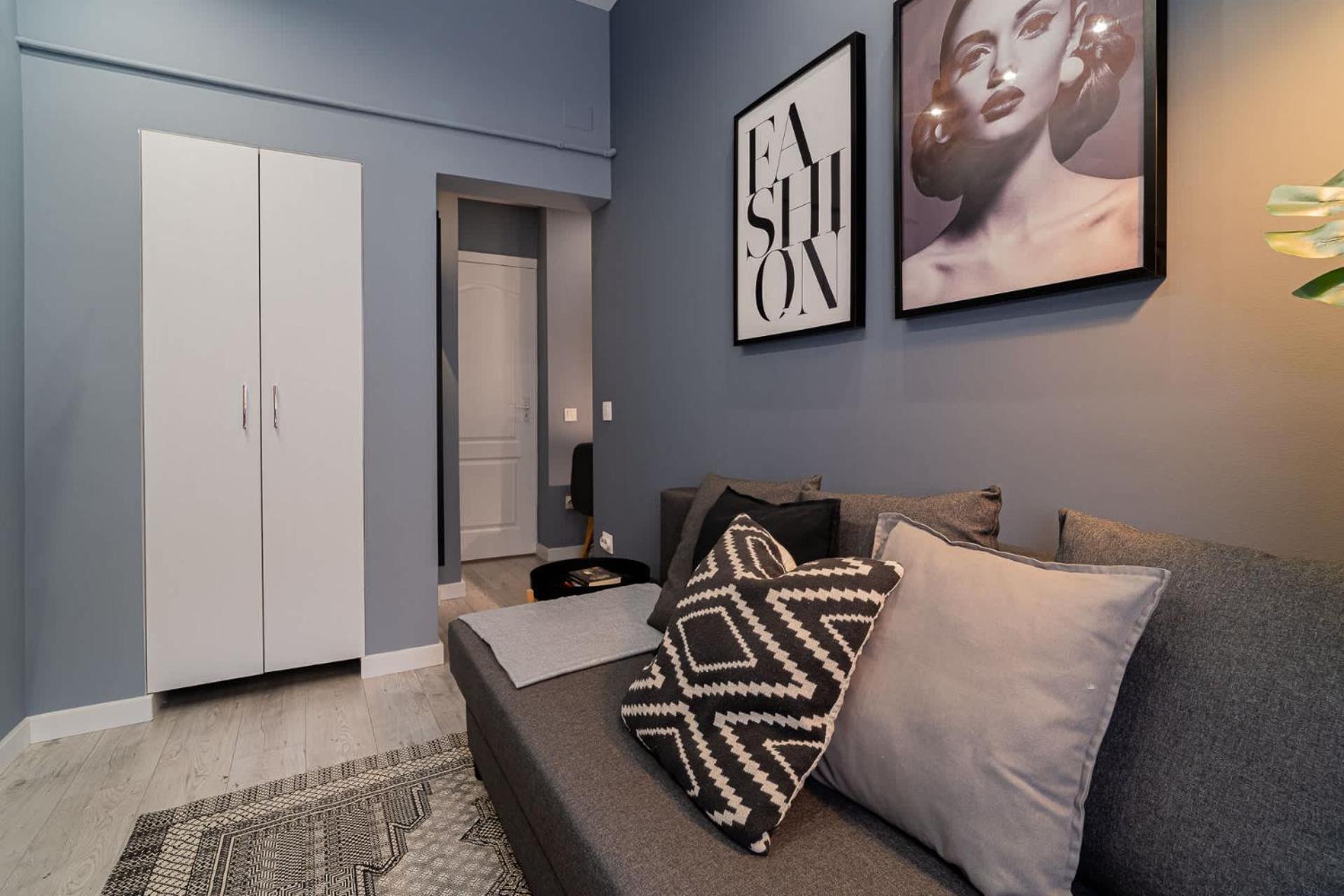 בוקרשט Chic Black & White 2Br Retreat On Dambovitei מראה חיצוני תמונה
